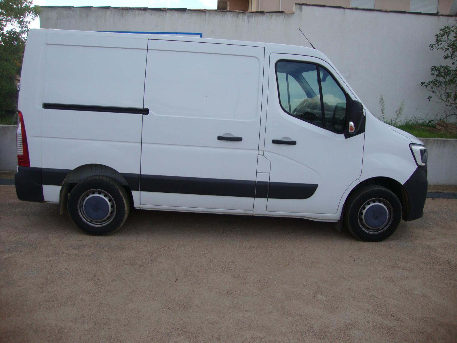 RENAULT MASTER FOURGON MASTER FGN TRAC F2800 L1H1 ENERGY DCI 180 BVR GRAND CONFORT 