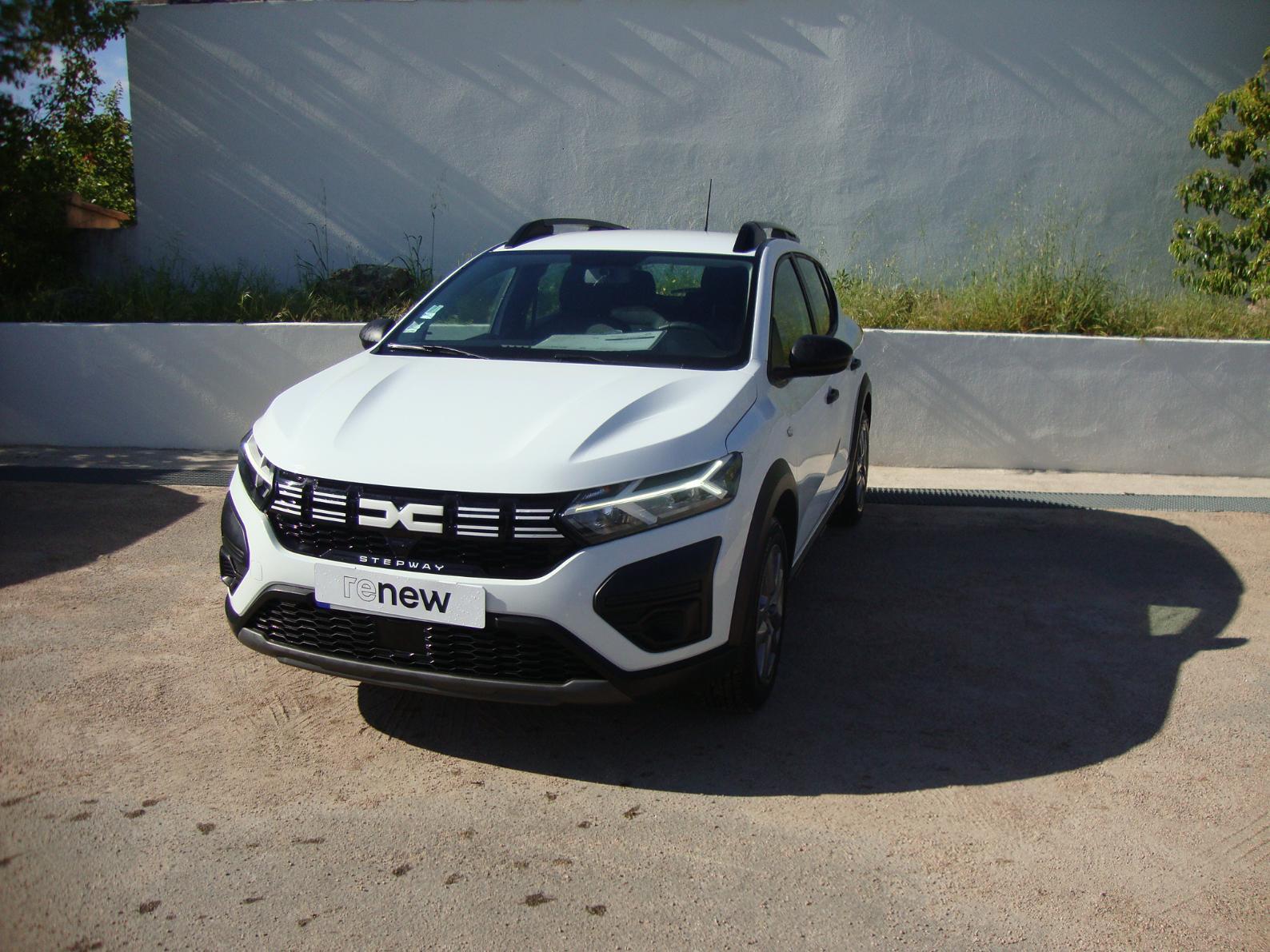 DACIA SANDERO STEPWAY ESSENTIAL TCE 90 