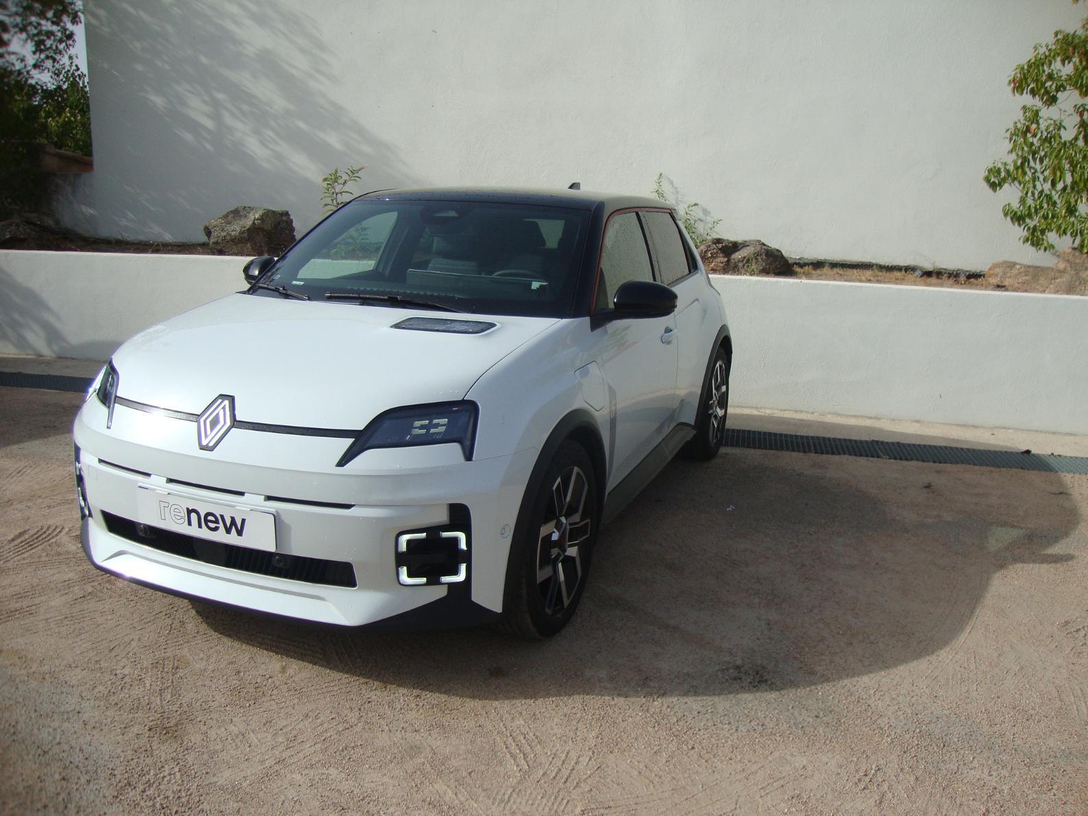 RENAULT 5 E-TECH ELECTRIQUE Renault 5 E-Tech Electrique 150 ch autonomie confort Techno 