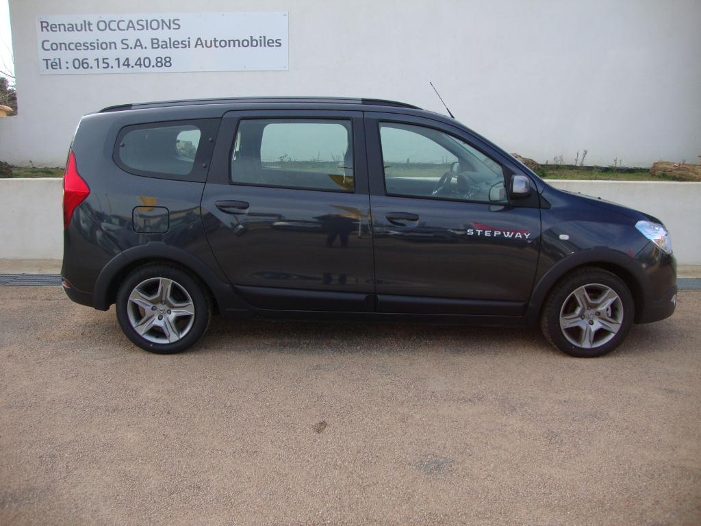 DACIA LODGY STEPWAY BLUE DCI 115 7 PLACES 
